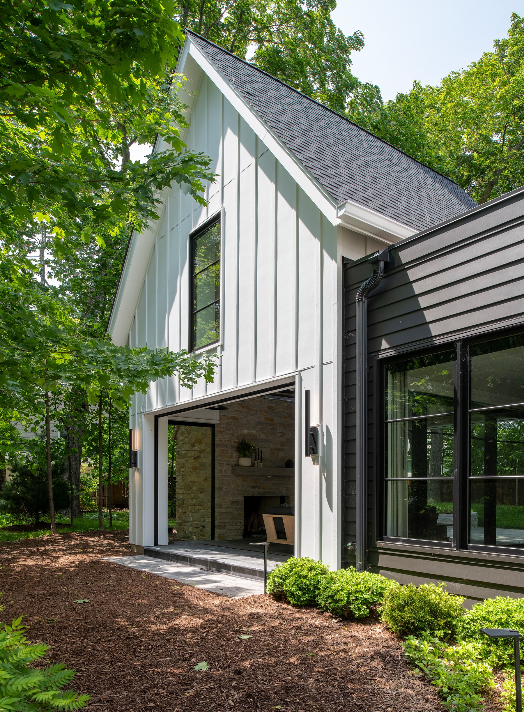 Deephaven Dwelling house
